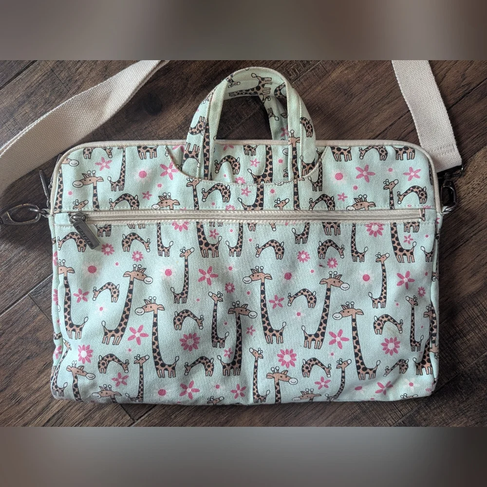 Dachee Multicolor Giraffe Print Laptop Bag - Pockets & Adjustable Shoulder Strap